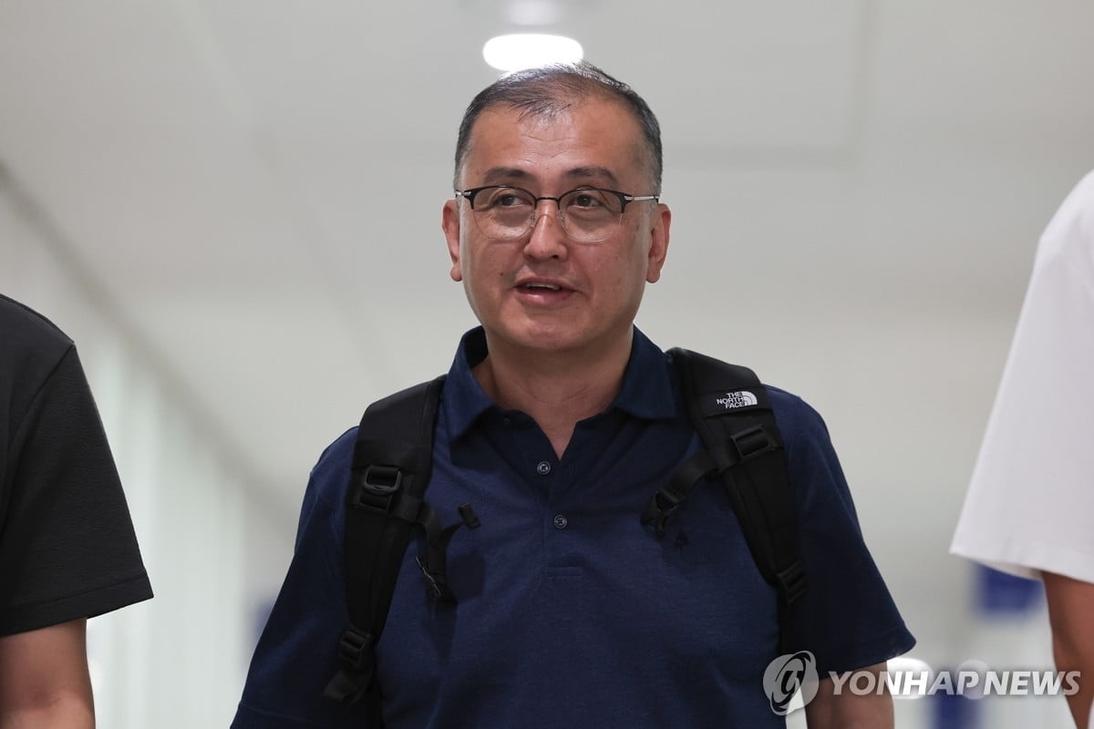 马克斯：训练赛梅西不射门我们吵了起来 瓜帅让他尊重我
