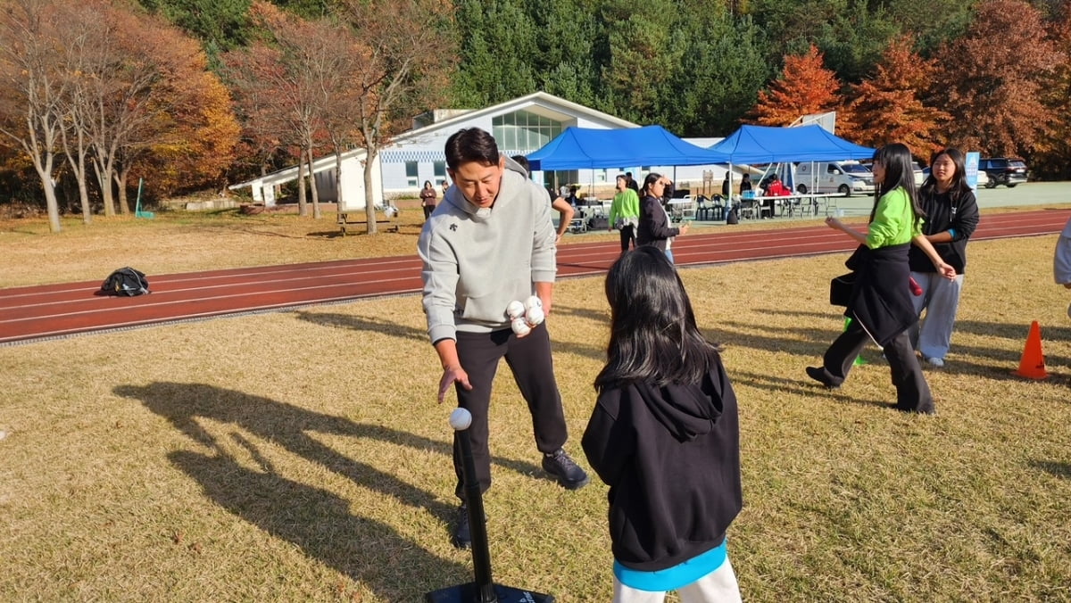天津VS新疆前瞻：少帅斗法张庆鹏PK刘炜 新疆客场冲4连胜
