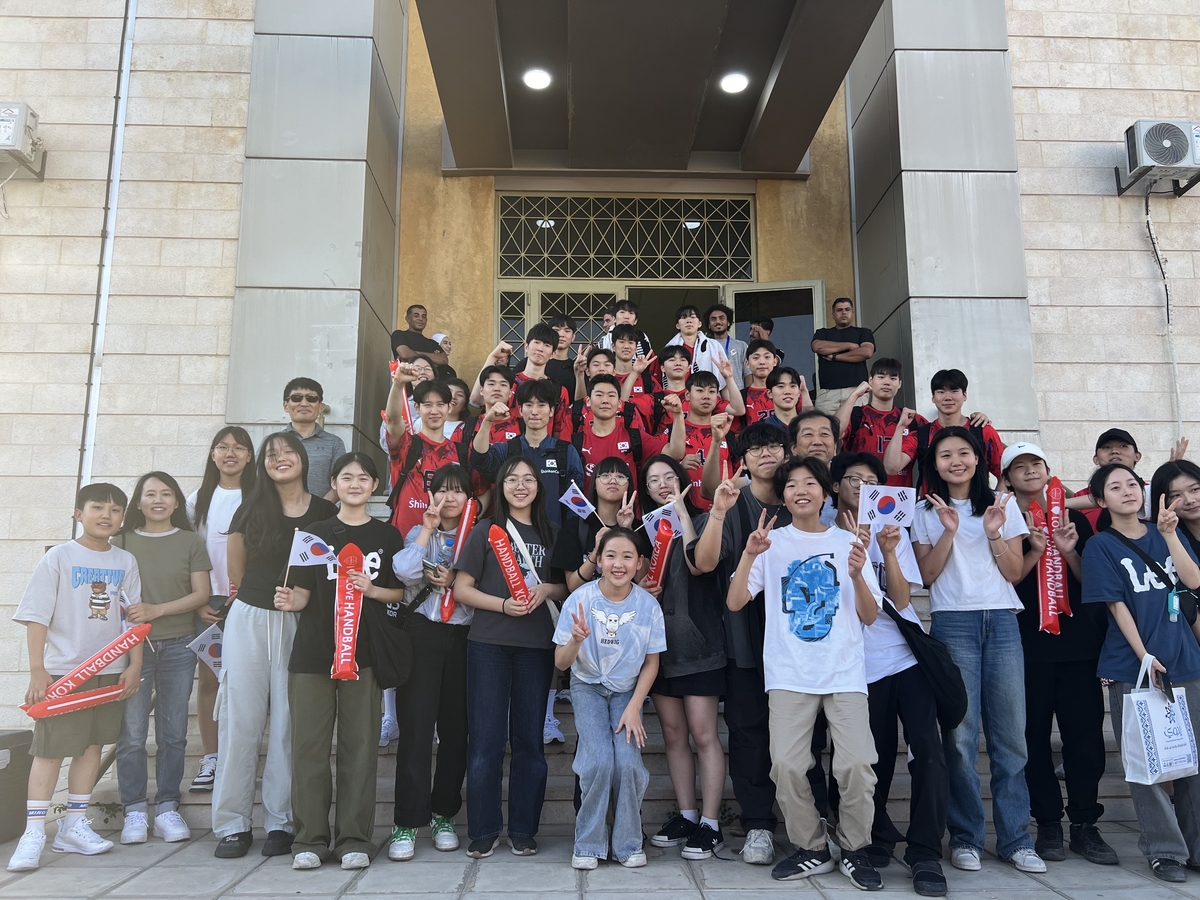 苏东：教练的固执和低能让曼联屡陷泥沼，再不换帅又是轮回