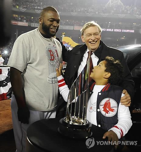 ❤️NBA各队晒感恩节专属海报，你更喜欢哪款？