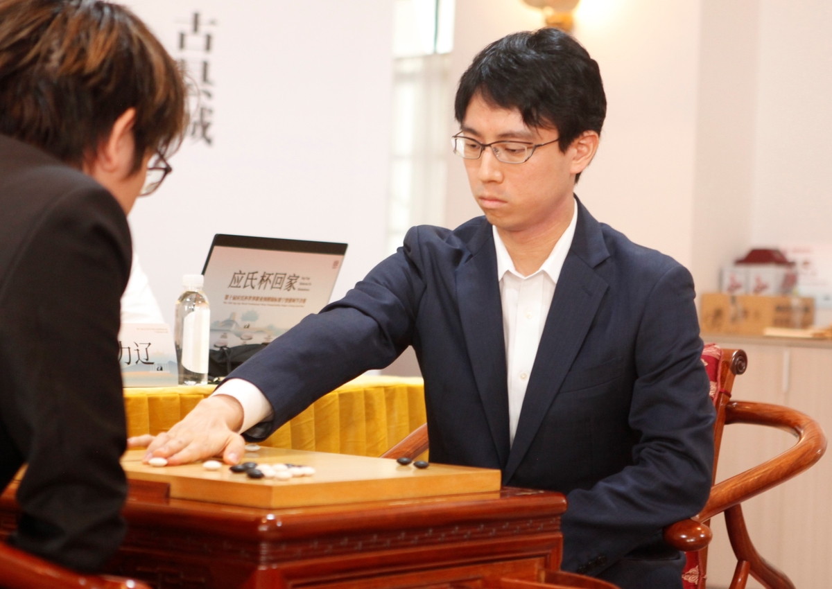 希勒：曼城本来处于一个非常有利的位置；他们看起来不堪一击