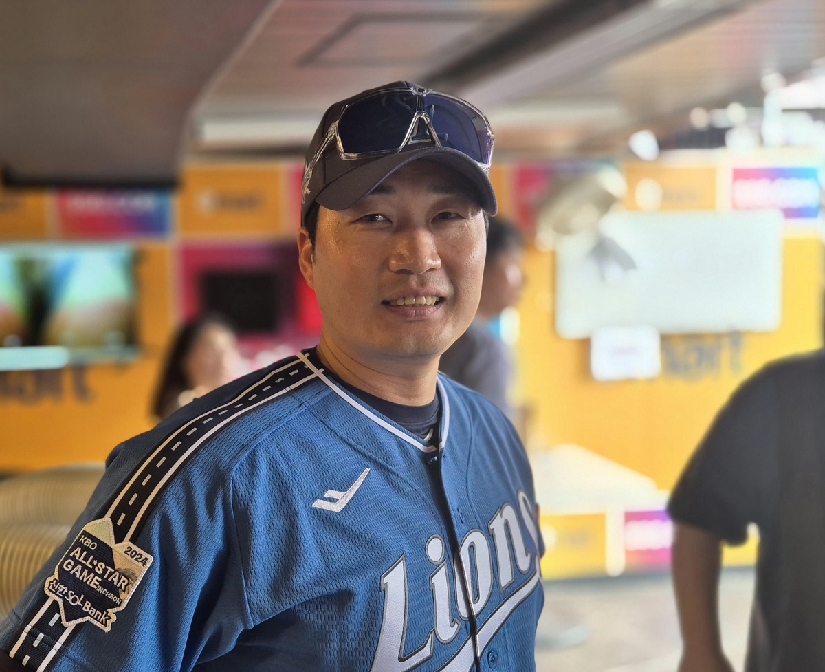 少爷来了！威少替补登场完成掘金常规赛首秀 全场热烈欢呼