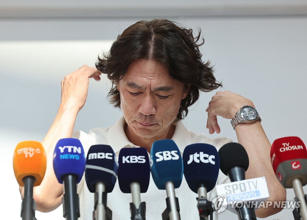 每体：巴萨董事会倾向于在本赛季结束后出售弗朗基-德容