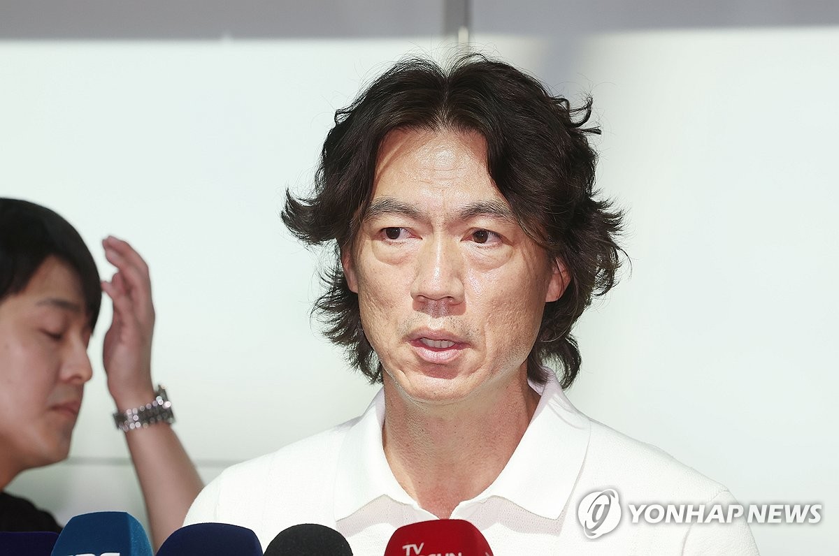 刘炜透露阿不都沙拉木小腿拉伤 周鹏自嘲半场丢81分创造历史