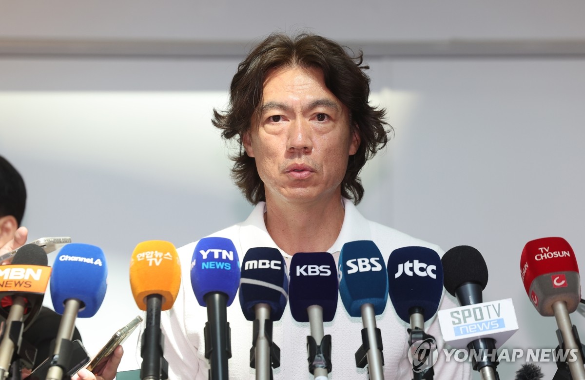格拉斯纳：拜仁并非万能的，他们无法要求水晶宫主席放我离开