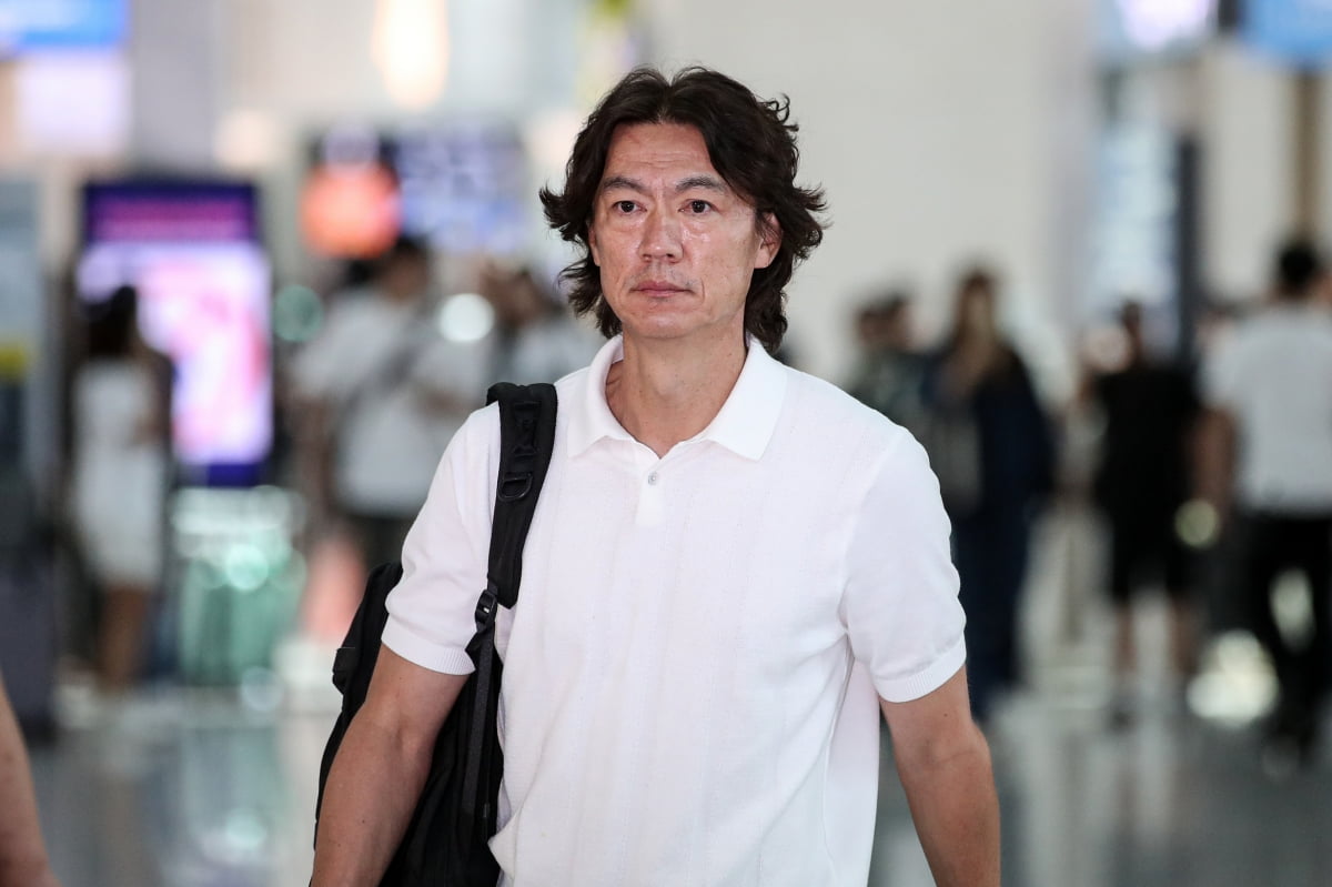 皇马官方：罗德里戈右股二头肌损伤 预计伤缺15-20天