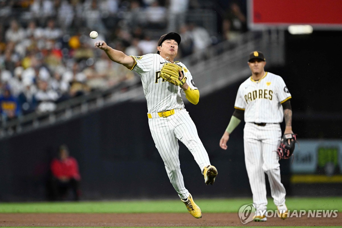 世预赛-韩国0-0巴勒斯坦 孙兴慜空门中框错失绝杀