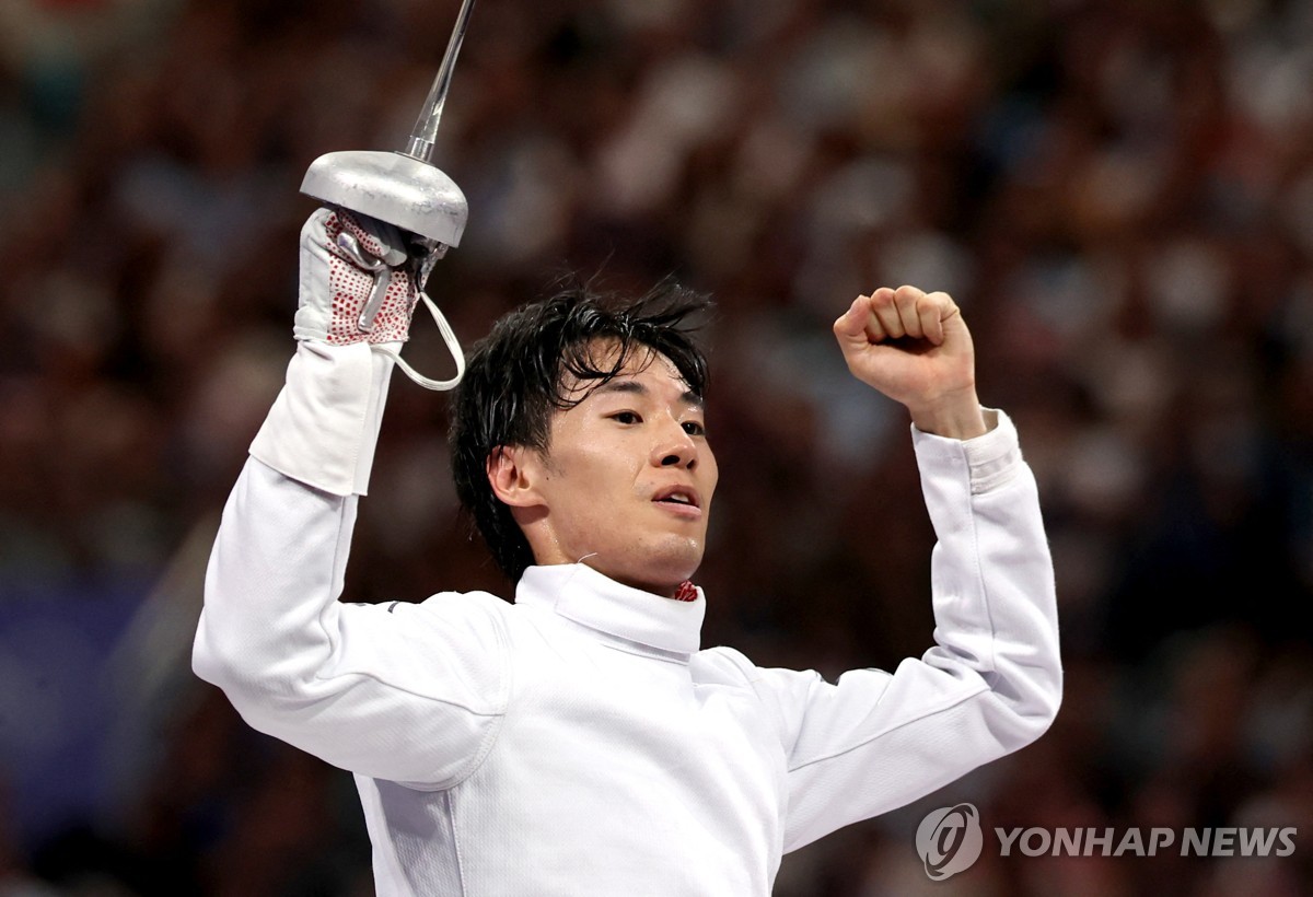 穆里尼奥：我把没越位的图像展示给摄像机 我没说话也没施压