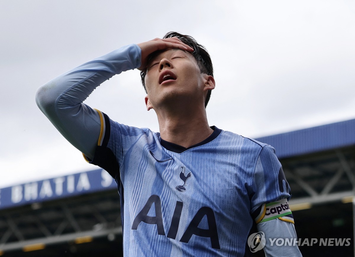 带球进场！开场3分钟约翰逊破门 热刺1-0领先曼联