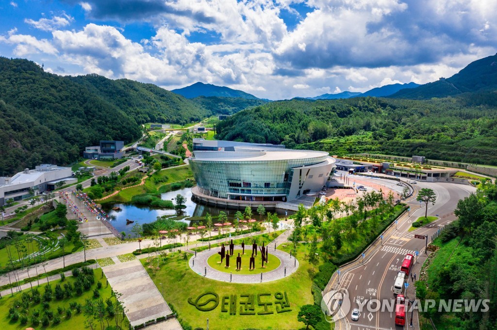 早报：没有人能永远保西，但总有人正在保西