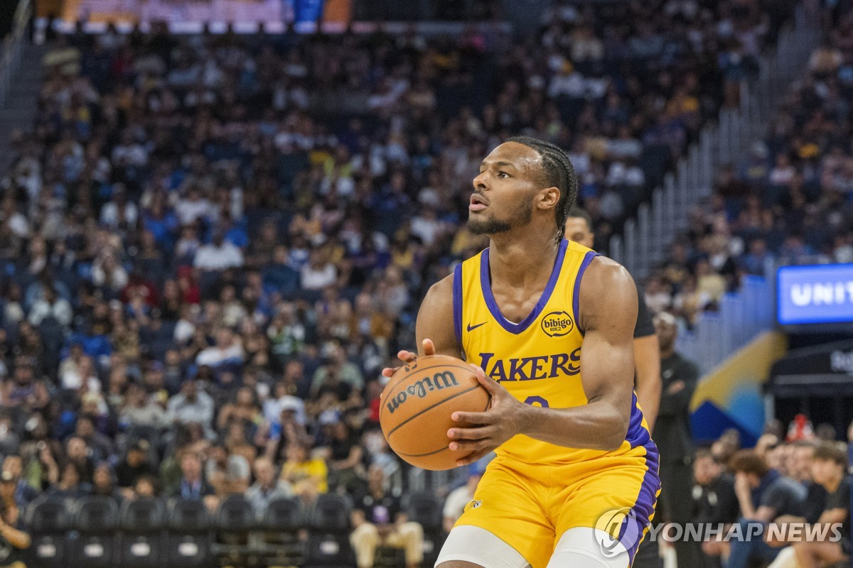 NBA季前赛战报：库兹马22+6&普尔7中1 奇才113-95轻取猛龙