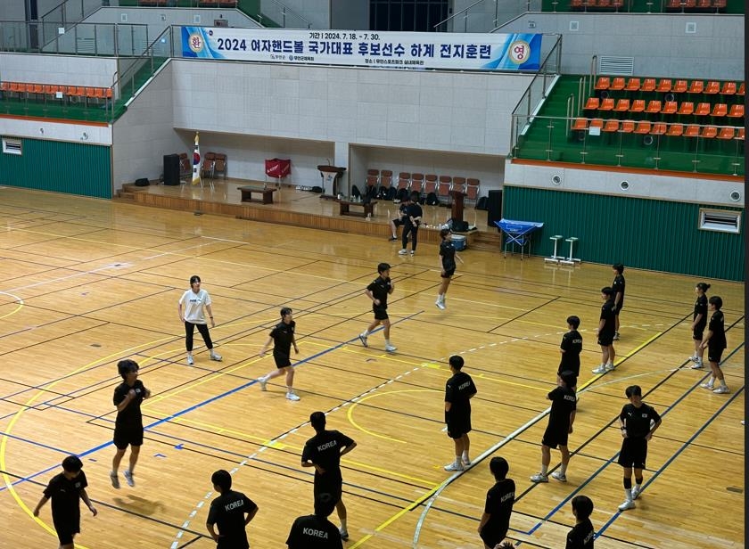法甲-巴黎3-1雷恩继续领跑 巴尔科拉双响李刚仁破门